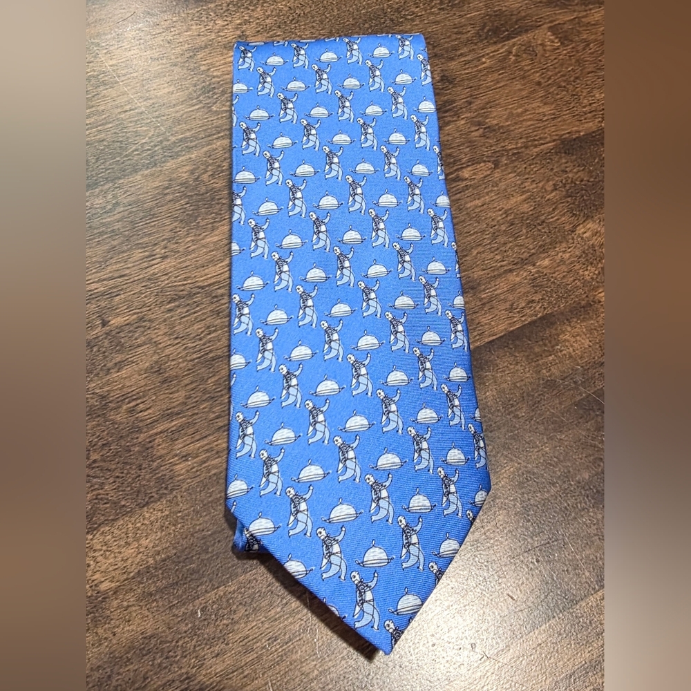 Vintage Alynn Tie Waiters Cloches Light Blue 100% Silk